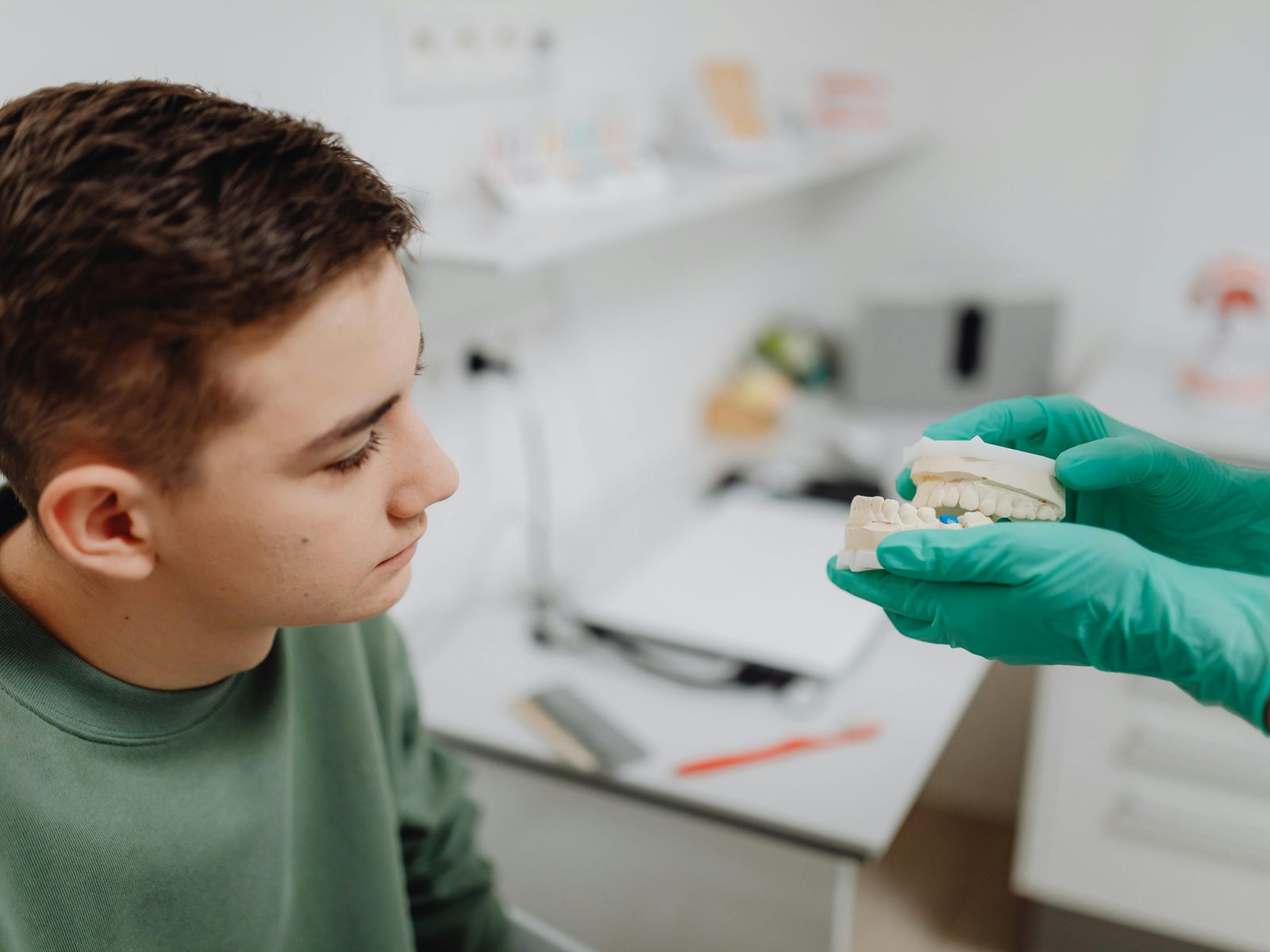 Braces for teenagers at SmileHouse, orthodontics in Hitzkirch